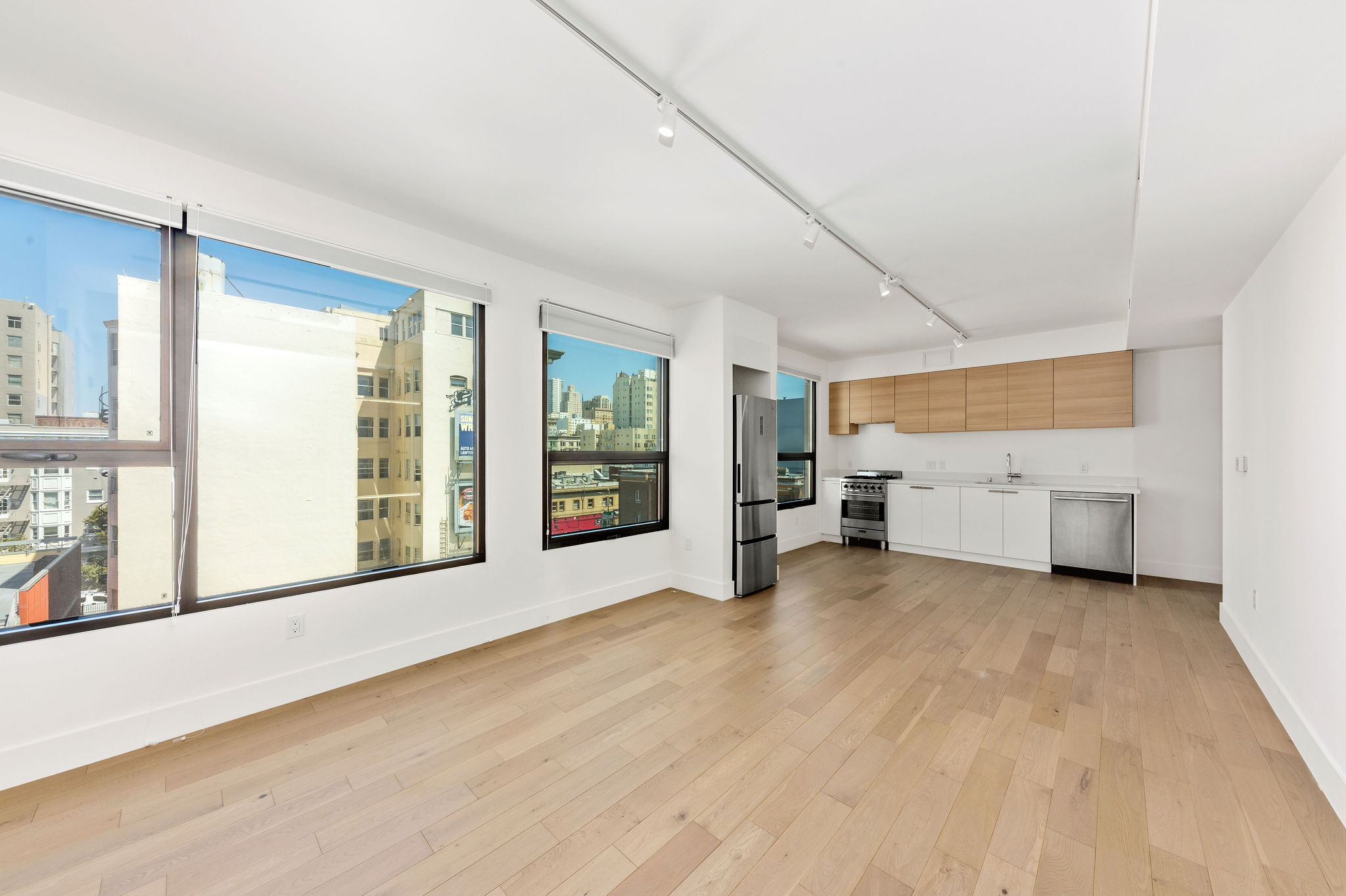 719 Larkin Street, #604