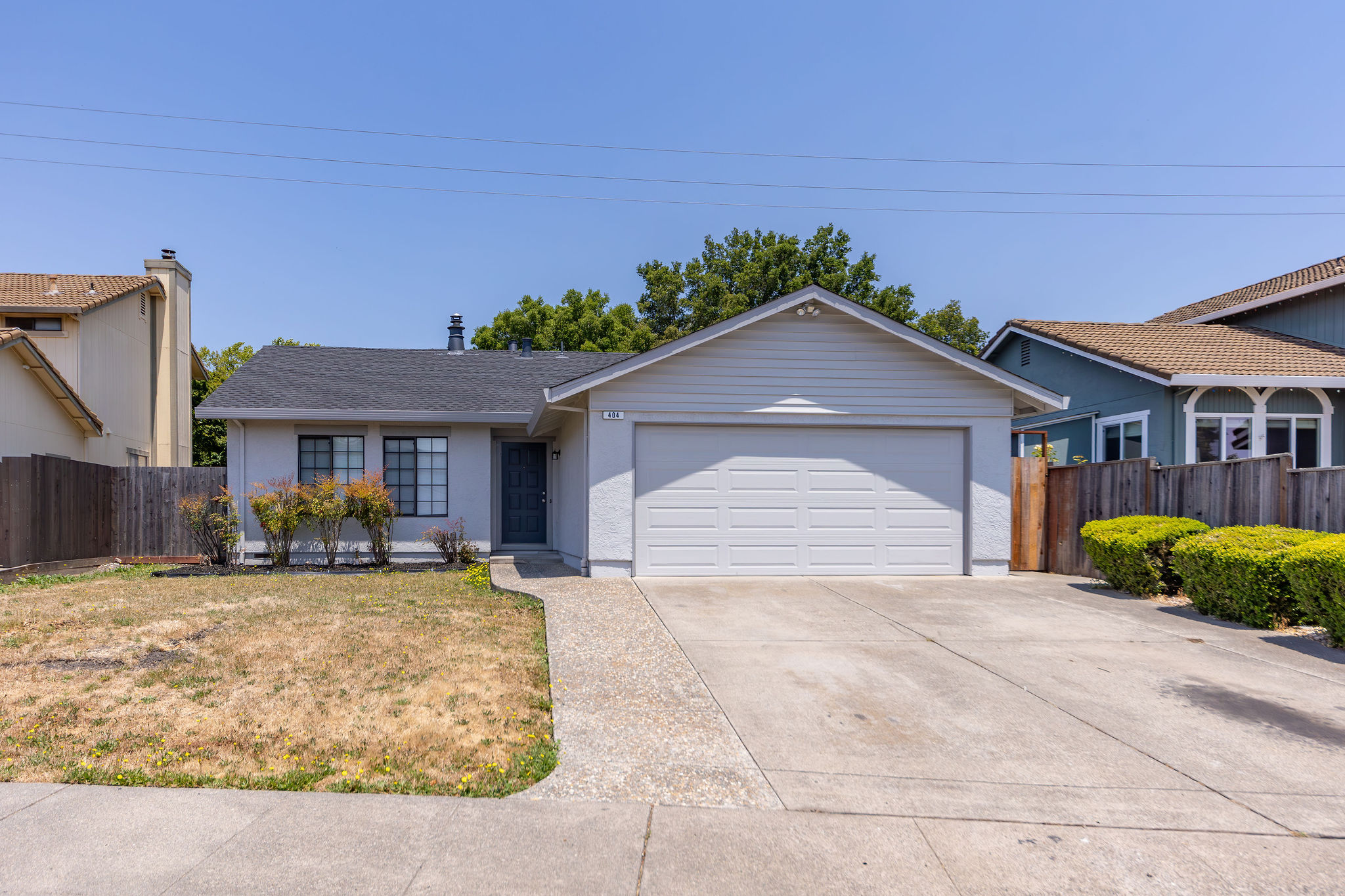404 Chaco Canyon Court