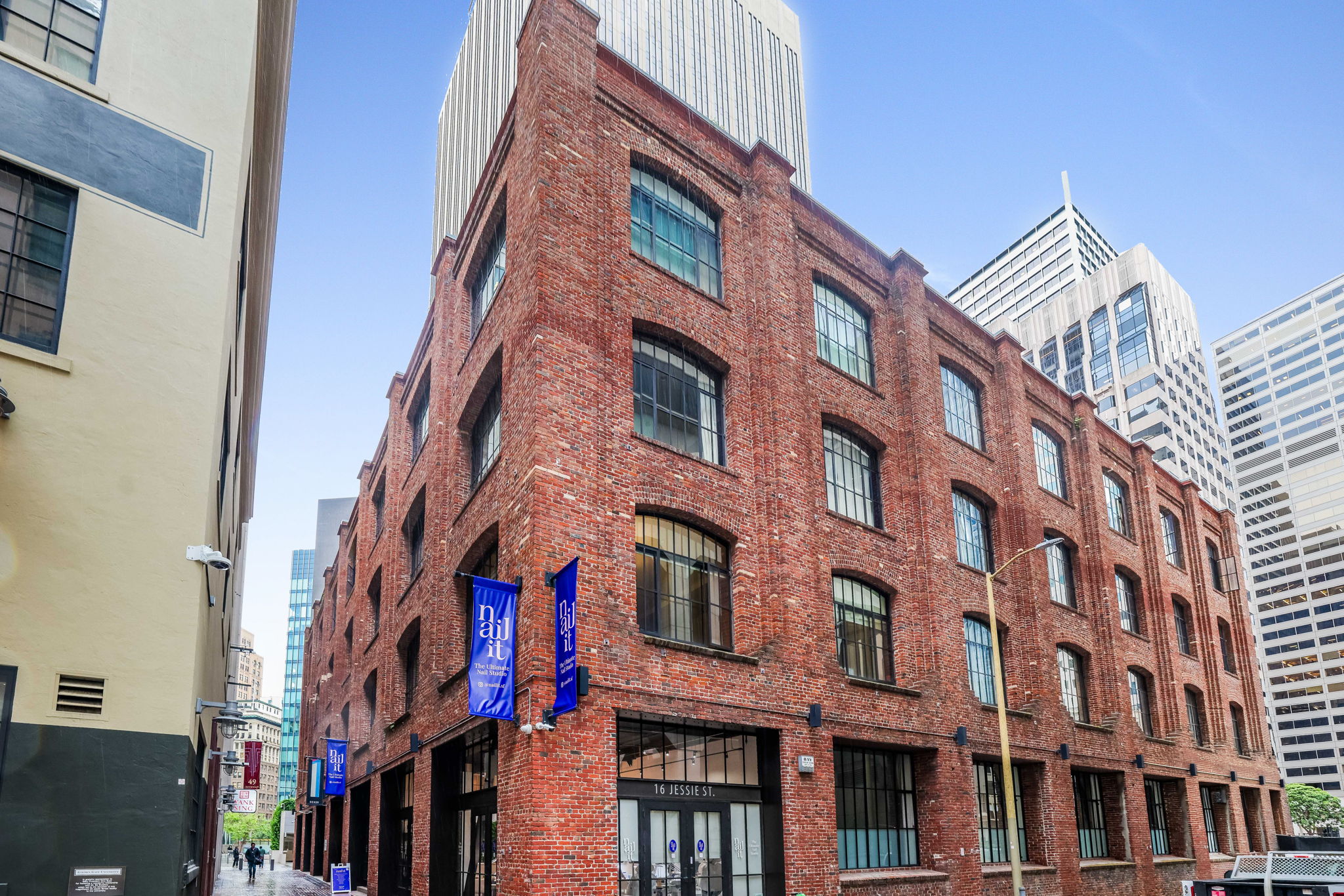 16 Jessie Street, #408